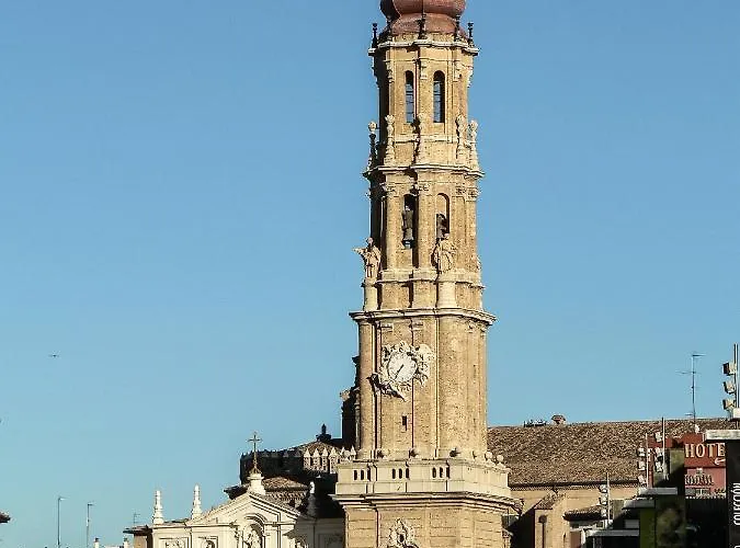 Check-in 24h Plaza Espana Amplio Centro Planta 4 *